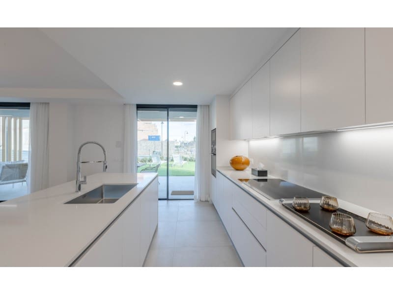 Huis te koop in Mijas Costa met zwembad garage - € 713.000 (Ref: 8175207)