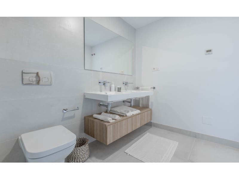 Huis te koop in Mijas Costa met zwembad garage - € 713.000 (Ref: 8175207)