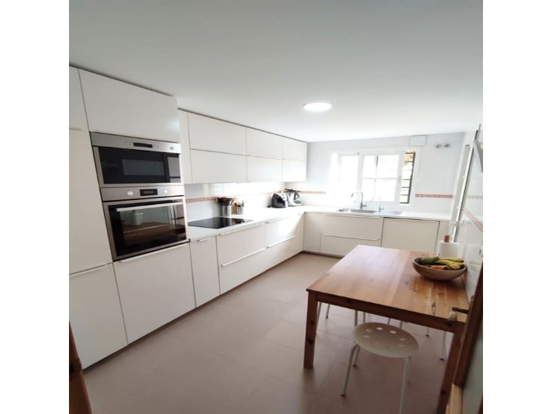 3 quarto Apartamento para venda em Caleta de Velez com piscina garagem - 363 000 € (Ref: 8576694)