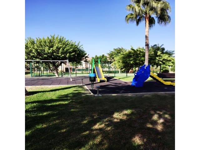 3 bedroom Apartment for sale in Caleta de Vélez, Vélez-Málaga with pool garage - € 363,000 (Ref: 8576694)