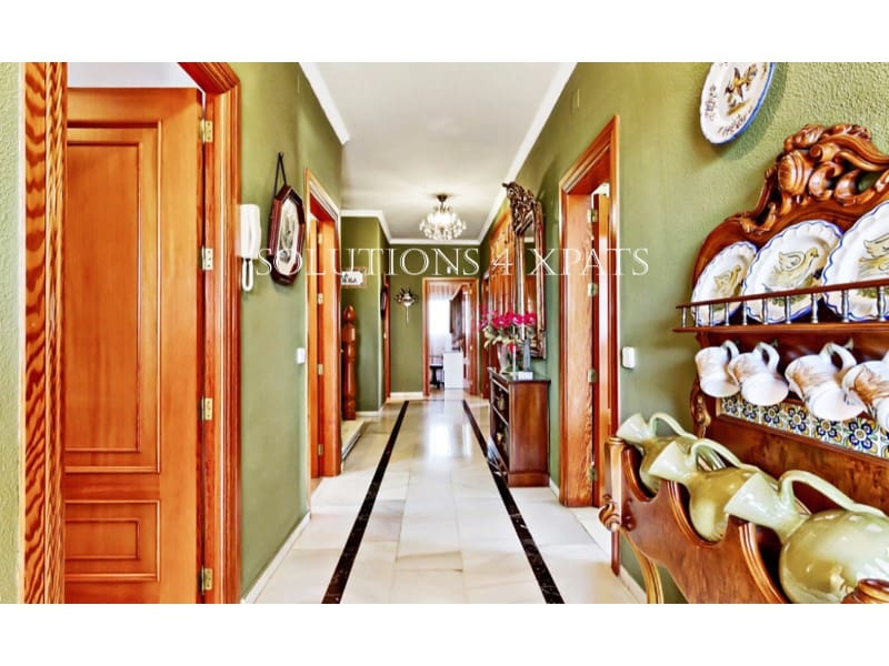 8 soveværelse Villa til salg i La Cala del Moral med swimmingpool garage - € 1.550.000 (Ref: 8576695)