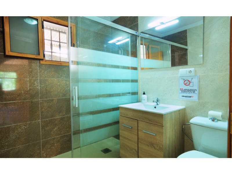 3 soveværelse Finca/Landehus til salg i Sayalonga med swimmingpool - € 390.000 (Ref: 8628355)