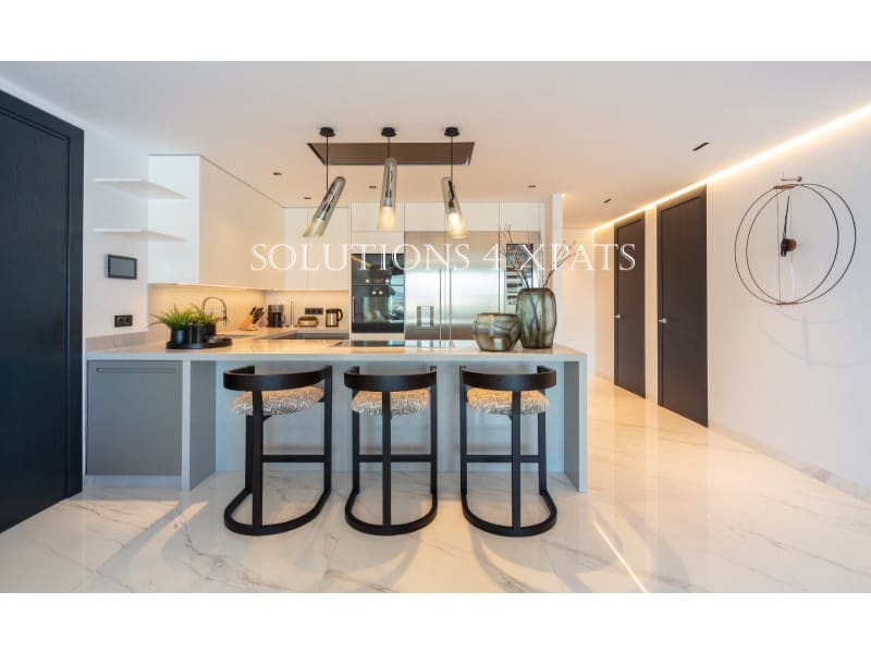 3 soveværelse Lejlighed til salg i Puerto Banus - € 2.950.000 (Ref: 8628356)