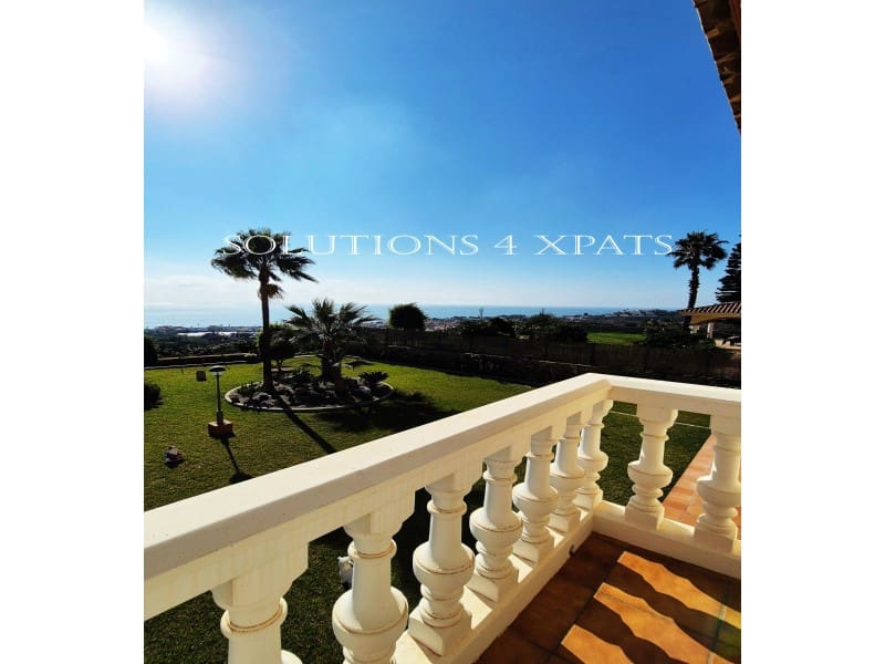 4 soveværelse Villa til salg i Benajarafe med garage - € 1.800.000 (Ref: 8637110)