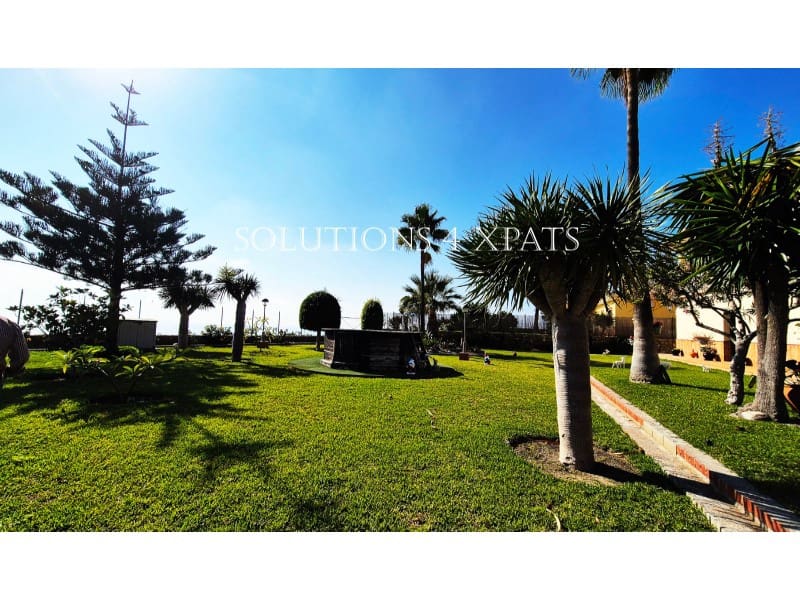 4 soveværelse Villa til salg i Benajarafe med garage - € 1.800.000 (Ref: 8637110)