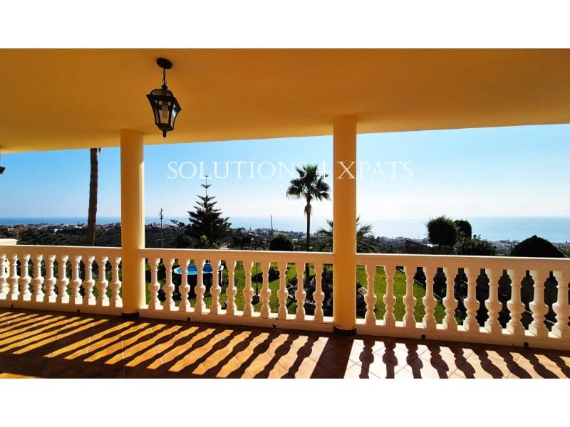 4 soveværelse Villa til salg i Benajarafe med garage - € 1.800.000 (Ref: 8637110)