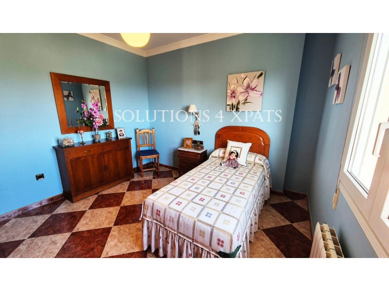 4 soveværelse Villa til salg i Benajarafe med garage - € 1.800.000 (Ref: 8637110)