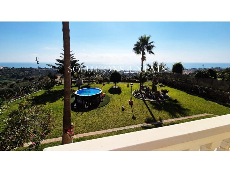 4 soveværelse Villa til salg i Benajarafe med garage - € 1.800.000 (Ref: 8637110)