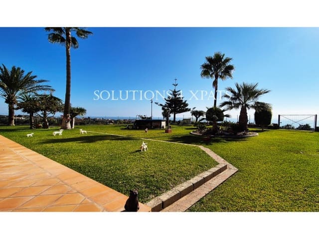 4 soveværelse Villa til salg i Benajarafe, Vélez-Málaga med garage - € 1.800.000 (Ref: 8637110)