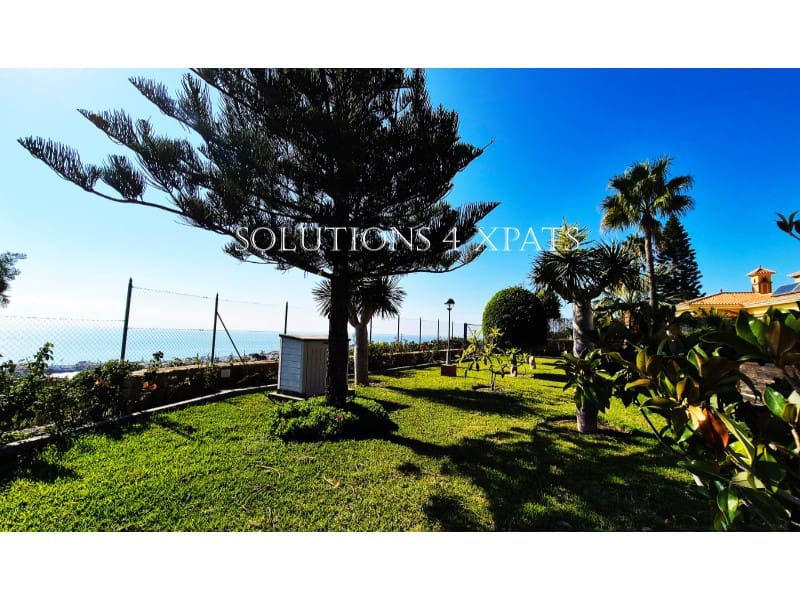 4 soveværelse Villa til salg i Benajarafe med garage - € 1.800.000 (Ref: 8637110)