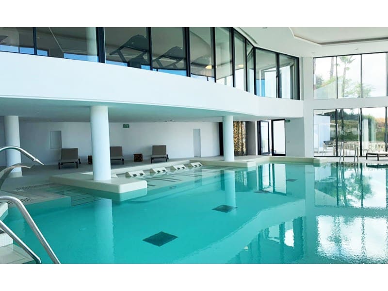 3 slaapkamer Penthouse te koop in Ojen met zwembad garage - € 949.000 (Ref: 8641007)