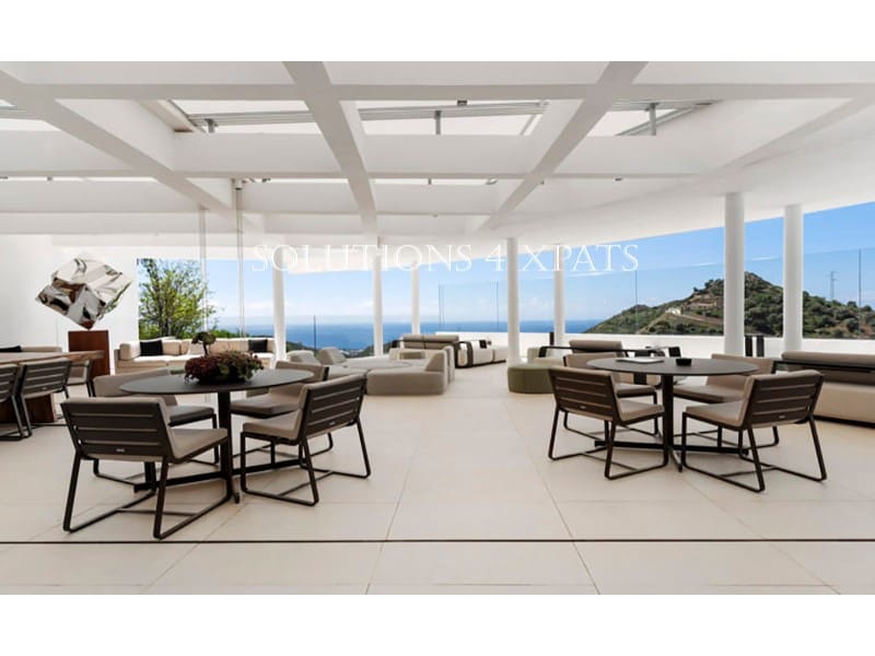 3 slaapkamer Appartement te koop in Ojen met zwembad garage - € 1.375.000 (Ref: 8645087)