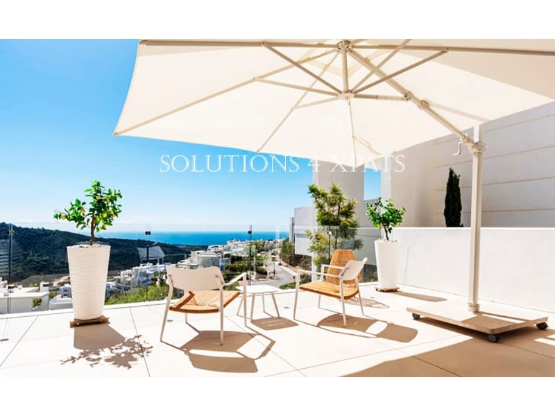 Apartment for sale in Ojen with pool garage - € 1,399,000 (Ref: 8646484)