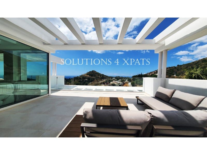 Penthouse for sale in Ojen with pool garage - € 949,000 (Ref: 8646485)