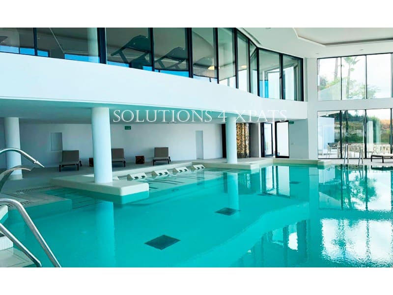 Penthouse for sale in Ojen with pool garage - € 949,000 (Ref: 8646485)