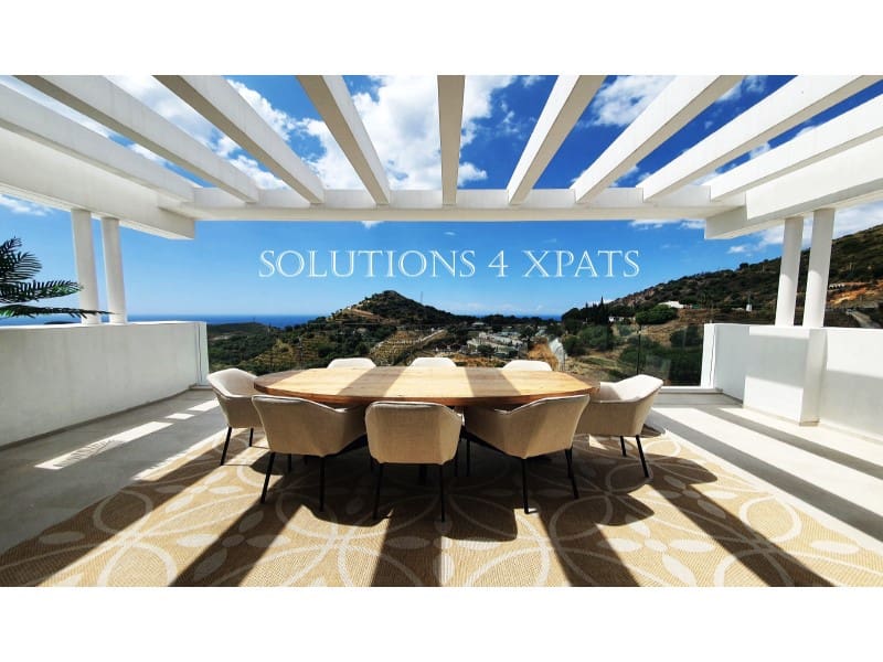 Penthouse for sale in Ojen with pool garage - € 949,000 (Ref: 8646485)