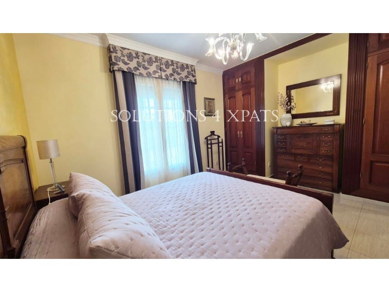 5 soveværelse Villa til salg i Torre del Mar med swimmingpool garage - € 875.000 (Ref: 8670672)