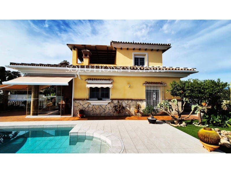 5 soveværelse Villa til salg i Torre del Mar med swimmingpool garage - € 875.000 (Ref: 8670672)