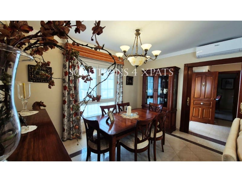 5 soveværelse Villa til salg i Torre del Mar med swimmingpool garage - € 875.000 (Ref: 8670672)