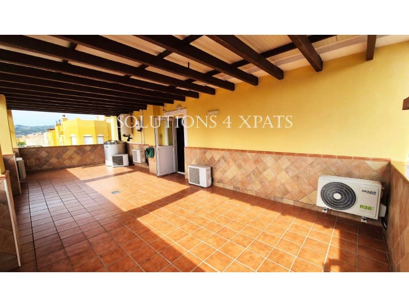 5 soveværelse Villa til salg i Torre del Mar med swimmingpool garage - € 875.000 (Ref: 8670672)