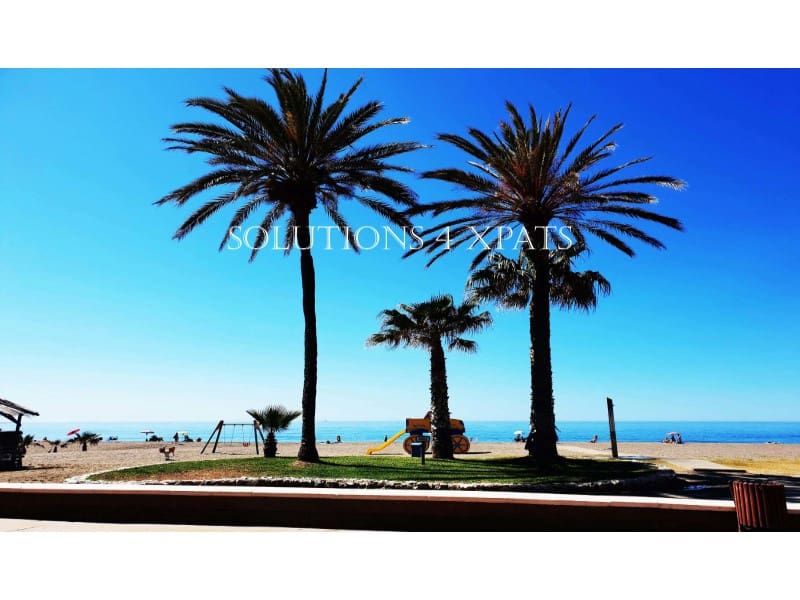 5 soveværelse Villa til salg i Torre del Mar med swimmingpool garage - € 875.000 (Ref: 8670672)