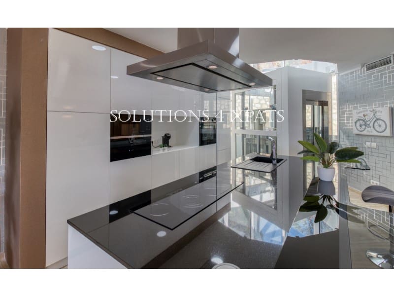 7 soveværelse Villa til salg i Mijas med swimmingpool garage - € 1.900.000 (Ref: 8786842)