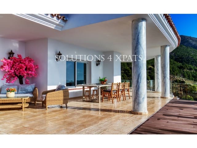 7 makuuhuone Huvila myytävänä paikassa Valtocado - La Alquería - La Atalaya, Mijas mukana uima-altaan 
autotalli - 1 900 000 € (Ref: 8786842)