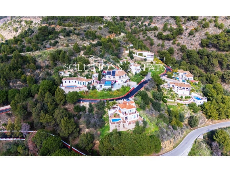 7 soveværelse Villa til salg i Mijas med swimmingpool garage - € 1.900.000 (Ref: 8786842)