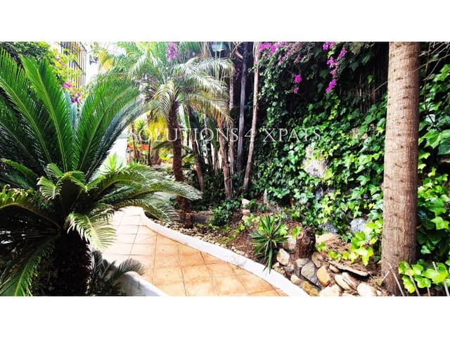 5 soveværelse Villa til salg i Viñuela med swimmingpool garage - € 525.000 (Ref: 8999633)