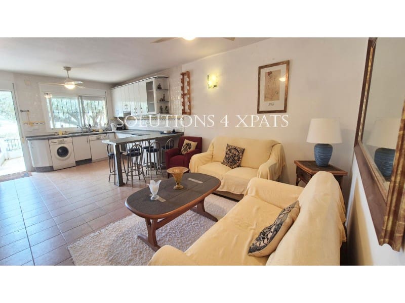 5 soveværelse Villa til salg i Vinuela med swimmingpool garage - € 525.000 (Ref: 8999633)