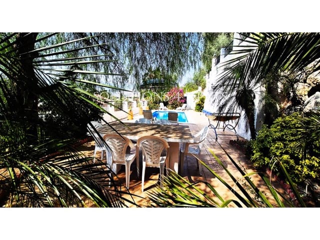 5 soveværelse Villa til salg i Viñuela med swimmingpool garage - € 525.000 (Ref: 8999633)