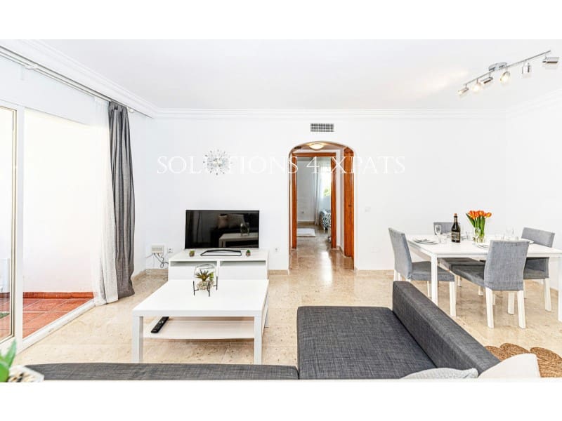 2 chambre Appartement à vendre à Estepona avec garage - 349 000 € (Ref: 9114372)