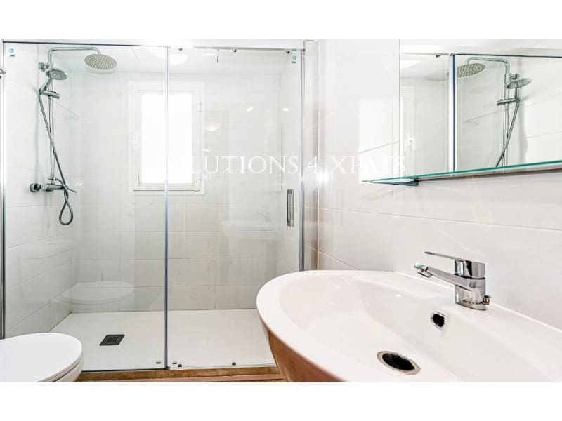 2 chambre Appartement à vendre à Estepona avec garage - 349 000 € (Ref: 9114372)