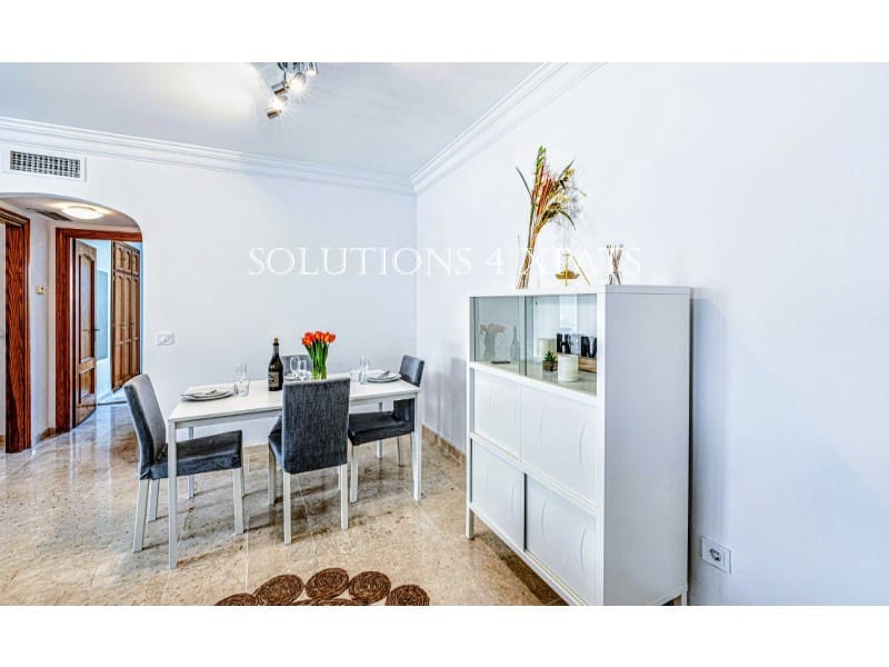 2 chambre Appartement à vendre à Estepona avec garage - 349 000 € (Ref: 9114372)