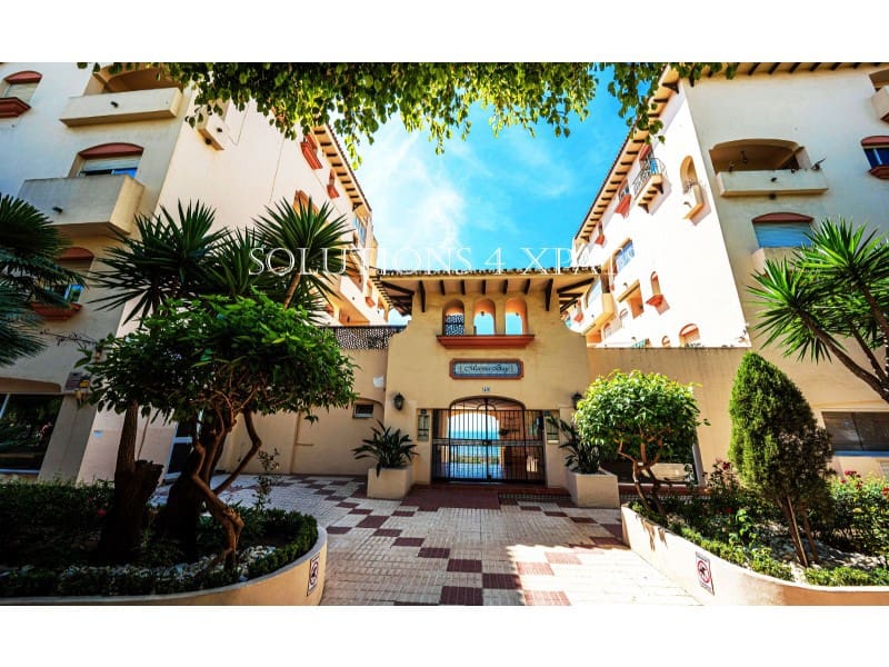 2 chambre Appartement à vendre à Estepona avec garage - 349 000 € (Ref: 9114372)