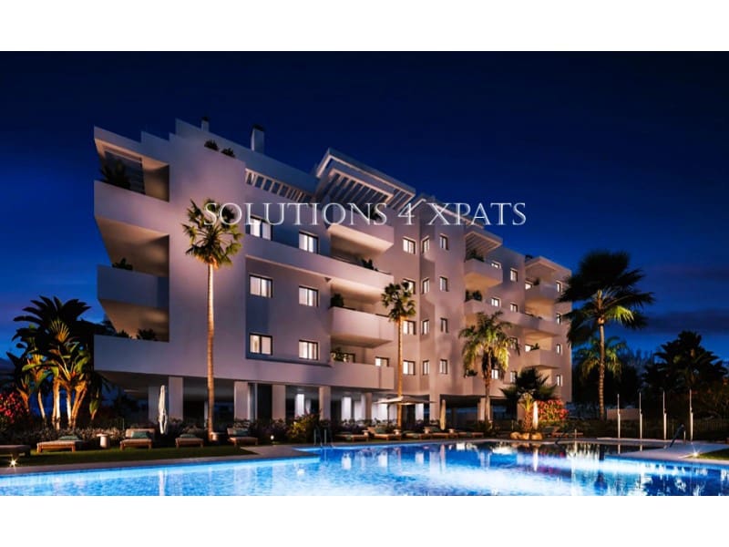 Leilighet til salgs i Algarrobo Costa med garasje - € 269 000 (Ref: 9125357)