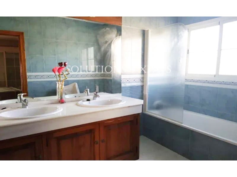 3 slaapkamer Appartement te koop in El Penoncillo met garage - € 600.000 (Ref: 9167383)