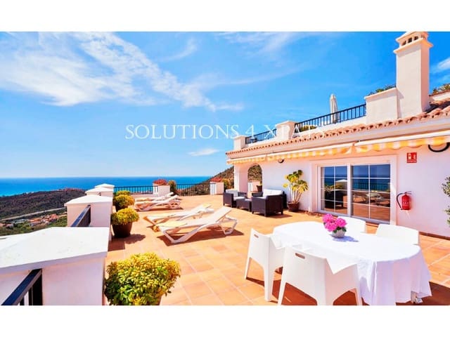 4 soveværelse Penthouse til salg i Rincón de la Victoria med swimmingpool garage - € 1.400.000 (Ref: 9208573)