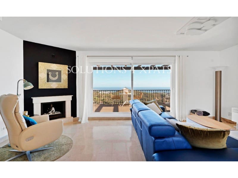 2 soveværelse Penthouse til salg i Calahonda med swimmingpool garage - € 795.000 (Ref: 9296746)