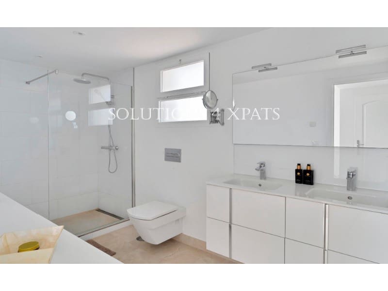 2 soveværelse Penthouse til salg i Calahonda med swimmingpool garage - € 795.000 (Ref: 9296746)