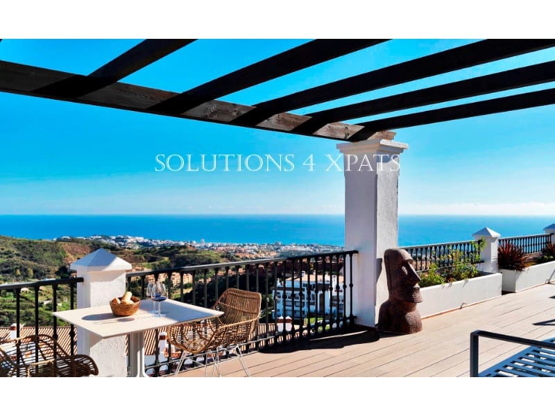 2 soveværelse Penthouse til salg i Calahonda med swimmingpool garage - € 795.000 (Ref: 9296746)