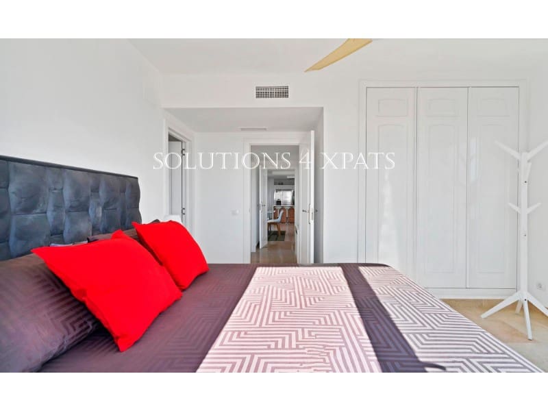 2 soveværelse Penthouse til salg i Calahonda med swimmingpool garage - € 795.000 (Ref: 9296746)