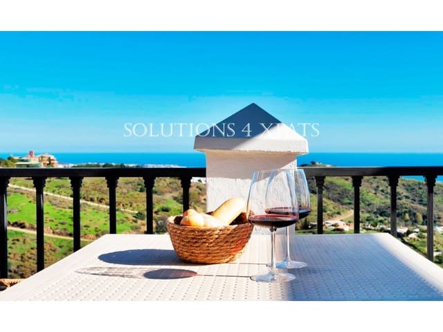 2 soveværelse Penthouse til salg i Calahonda, Mijas med swimmingpool garage - € 795.000 (Ref: 9296746)