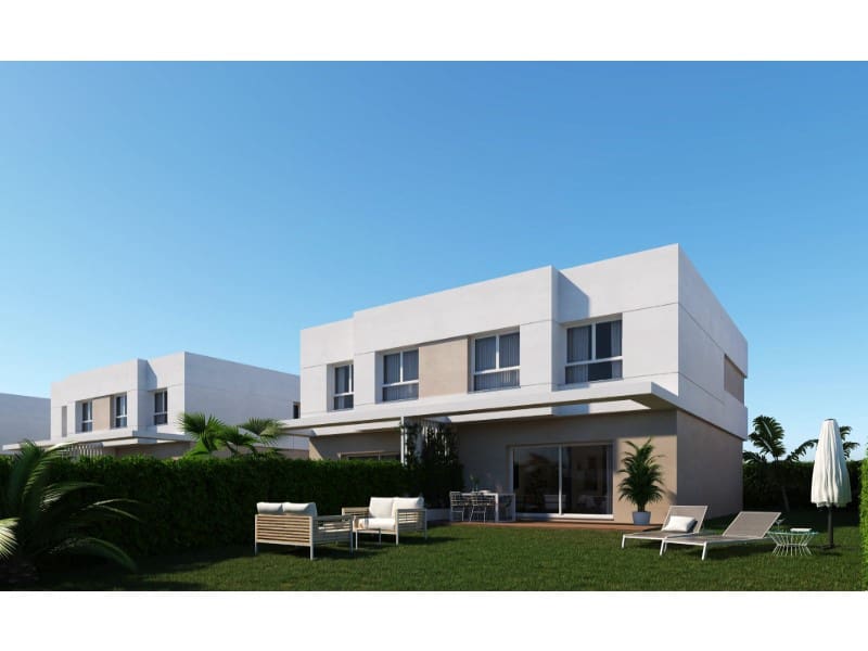 3 soveværelse Semi-Rækkehus til salg i Velez-Malaga med garage - € 399.950 (Ref: 9356325)