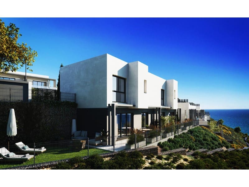 Semi-detached Villa for sale in Lagos with garage - € 388,000 (Ref: 9356777)