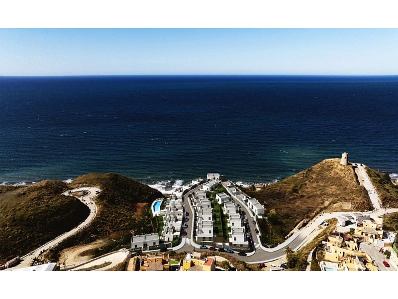 Semi-detached Villa for sale in Lagos with garage - € 388,000 (Ref: 9356777)