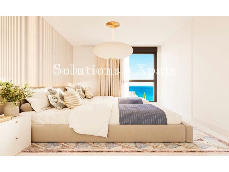 Paritalo myytävänä paikassa Lagos mukana 
autotalli - 435 000 € (Ref: 9356777)