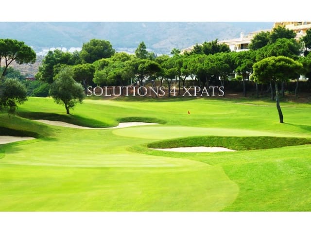 Apartment for sale in Nueva Torrequebrada, Benalmádena - € 420,000 (Ref: 9356778)