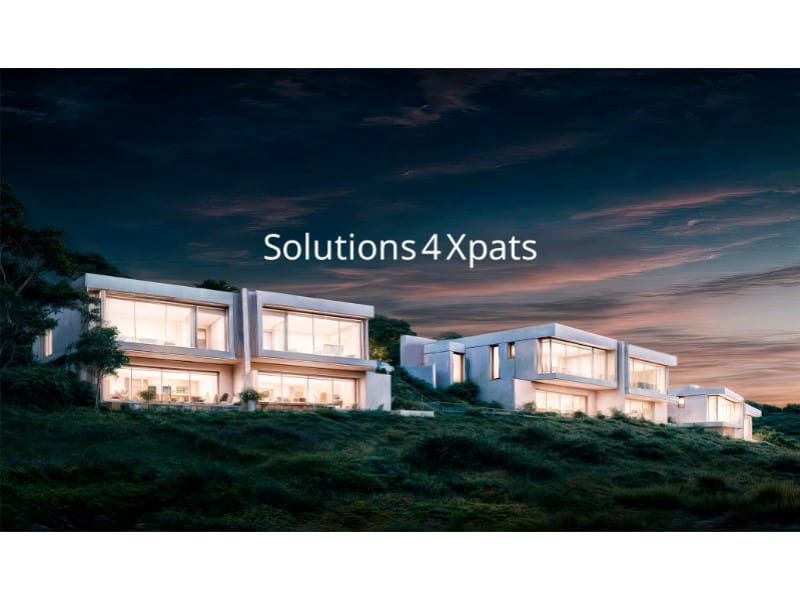 Villa/Maison Semi-Mitoyenne à vendre à Lagos - 449 000 € (Ref: 9634273)