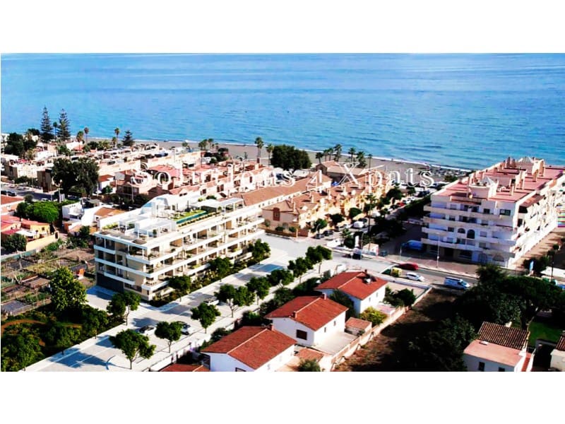 Apartment for sale in Torre de Benagalbon with pool garage - € 422,000 (Ref: 9666274)